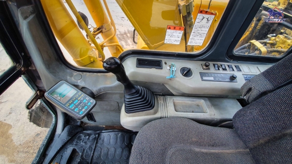 KOMATSU PC120-6 พิมพ์นิยม เก่านอกผ่านการใช้งานในไทย รวม 9 พันชั่วโมง
