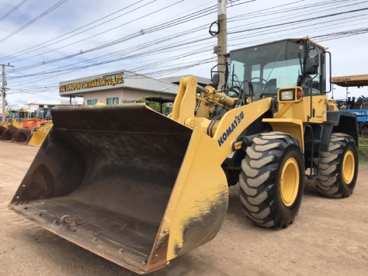 ขายรถตักล้อยาง KOMATSU WA320-5 นำเข้าเองจากญี่ปุ่น สภาพสวยพร้อมใช้ มีVDOการทำงานครับ