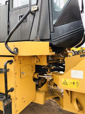 ขายรถตักล้อยาง CAT 962H นำเข้าเองจากญี่ปุ่น สภาพสวยพร้อมใช้ มีVDOการทำงานครับ