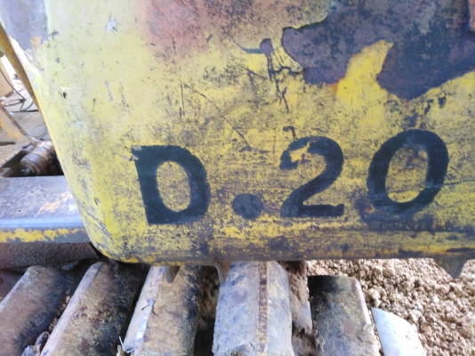 ขายรถแทร็คเตอร์ดันดินKOMATSU ขายตามสภาพนี้เครื่องติดใช้งานได้