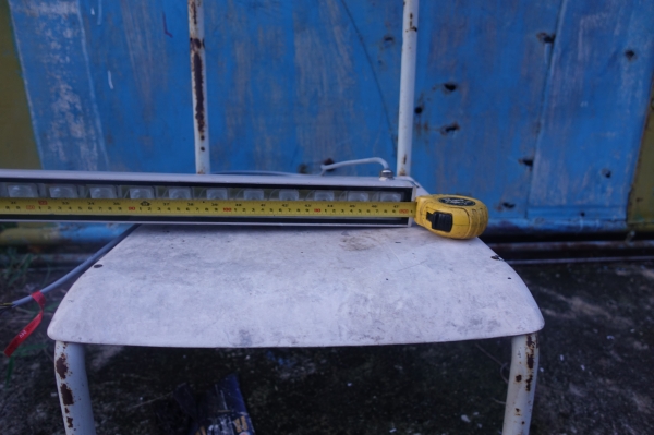 ชุดโคมไฟพร้อมหลอด LED 24V ขนาดยาว (แสงไฟสีแดง) สภาพสวย ชุดโคมไฟพร้อมหลอด LED 24V ขนาดยาว (แสงไฟสีแดง) สภาพสวย