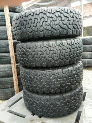 ขายแม็กพร้อมยาง BF U.S.A 265/70R16 ปี16 ดอกยางเต็มสดทุกเส้น ผ้าใบ 10 ชั้น ใช้งานมาน้อย คุ้มสุดๆ ชุดล