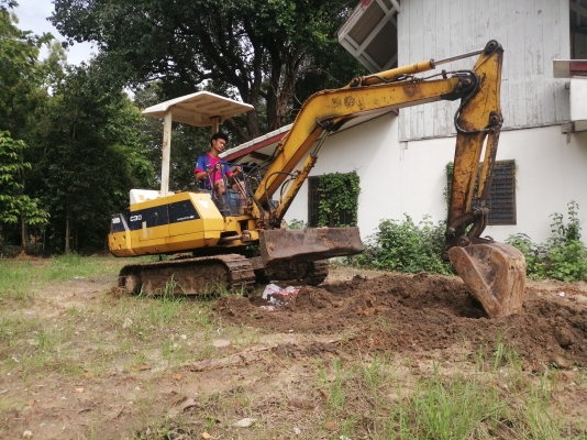 ขายถูกๆ129000บาท รถแม็คโคPC30-6.สภาพดีพร้อมใช้งาน ขายถูกๆ129000บาท รถแม็คโคPC30-6.สภาพดีพร้อมใช้งาน