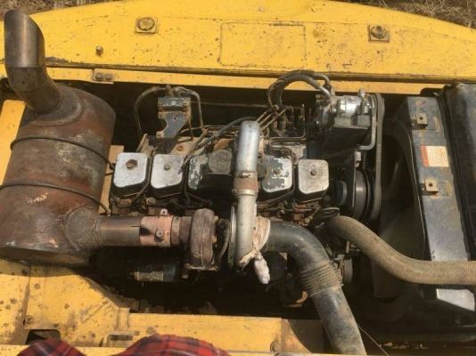ขายKOMATSU PC200-6 ไฟเต็มเอกสารเล่มทะเบียนราคา 680,000