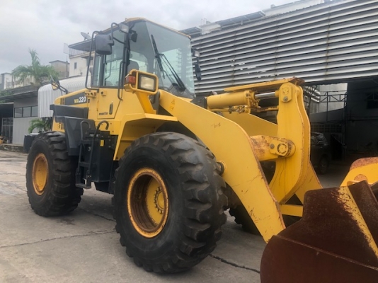รถตักล้อยาง Komatsu WA320-6 สวย สภาพดี พร้อมเก๋งแอร์