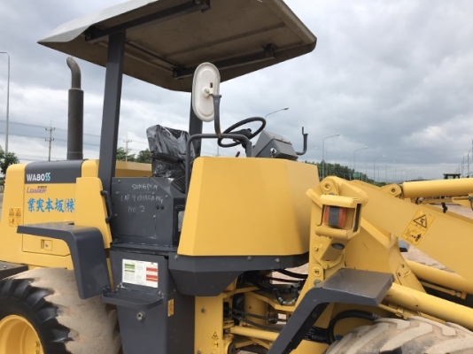 ขายรถตักล้อยาง KOMATSU WA80-3 นำเข้าเองจากญี่ปุ่น สภาพสวยพร้อมใช้งาน มีVDOการทำงานครับ