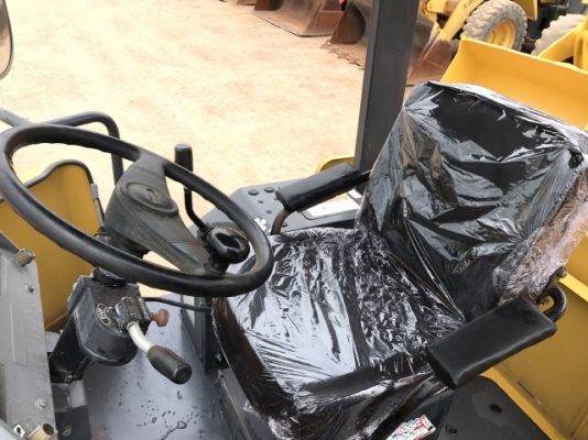 ขายรถตักล้อยาง KOMATSU WA80-3 นำเข้าเองจากญี่ปุ่น สภาพสวยพร้อมใช้งาน มีVDOการทำงานครับ