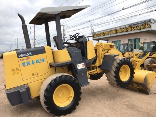 ขายรถตักล้อยาง KOMATSU WA80-3 นำเข้าเองจากญี่ปุ่น สภาพสวยพร้อมใช้งาน มีVDOการทำงานครับ