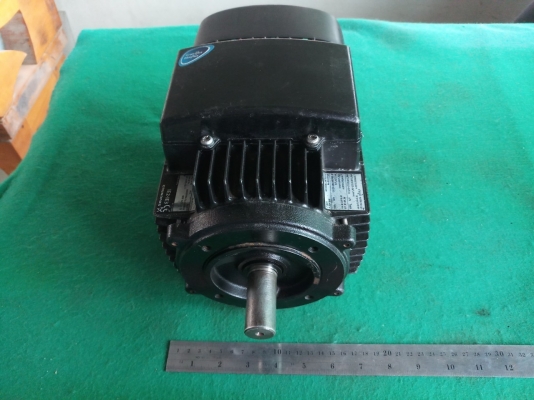 มอเตอร์กรุนฟอส ขนาด 2 แรง สามเฟส 380V ความเร็วรอบ 2890 rpm มอเตอร์กรุนฟอส ขนาด 2 แรง สามเฟส 380V ความเร็วรอบ 2890 rpm