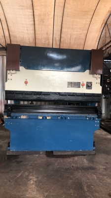 เครื่องพับKOMATSU2เมตร