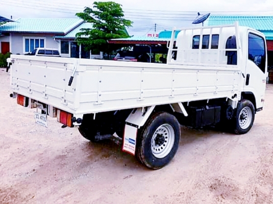 ..หกล้อ อิซูชุ NPR150ยูโร3,ปี56 กะบะยาว4.30ม.รถห้าง มือเดียวป้ายแดงใช้งานน้อย,วิ่ง71,940กม.ไม่เคยบรร