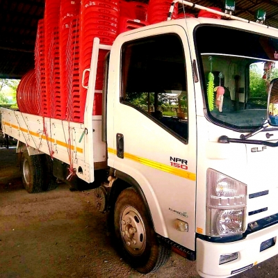 ..หกล้อ อิซูชุ NPR150ยูโร3,ปี56 กะบะยาว4.30ม.รถห้าง มือเดียวป้ายแดงใช้งานน้อย,วิ่ง71,940กม.ไม่เคยบรร