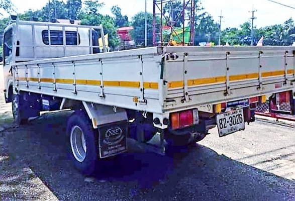 ..หกล้อ อิซูชุ NPR150ยูโร3,ปี56 กะบะยาว4.30ม.รถห้าง มือเดียวป้ายแดงใช้งานน้อย,วิ่ง71,940กม.ไม่เคยบรร