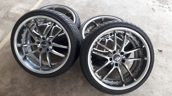 ล้อ  Piaa  RACING  5 รู 114  ขอบ 19 แท้