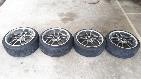 ล้อ  Piaa  RACING  5 รู 114  ขอบ 19 แท้