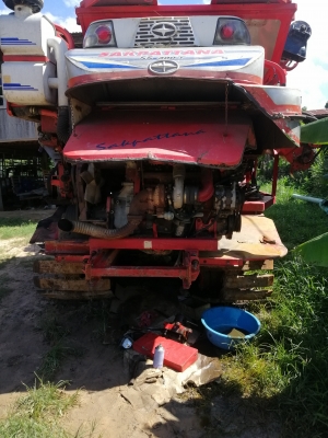 ขายรถเกี่ยวข้่าวขนาดกลางss300อุ้ม1.5ตันหน้าเกี่ยว2.60ราคา350000บาทรถยุค้อวังยโสธร0854997911ไอดีไลน์3321145