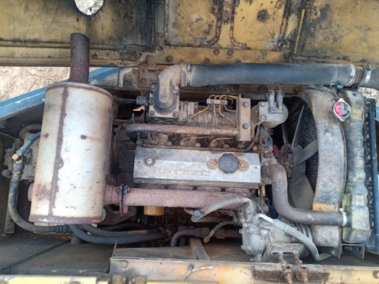 ขาย KOMATSU PC60-5 มีหัวคีปกับบุ้งกี๋ราคา 290,000