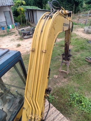 ขายKOMATSU PC60-5 มีหัวคีปกับบุ้งกี๋ราคา 290,000