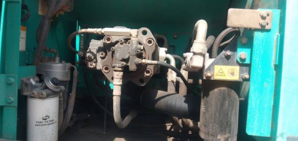 มีVDOขายKOBELCO SK200-8YN12 SUPE XM ไมล์15,200ชม.ราคา 1,900,000