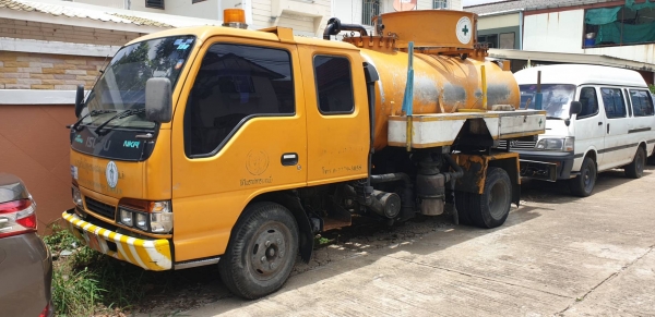 ISUZU 6 ล้อ ห้าง 130 แรง ถังสแตนเลส พร้อมใช้งาน