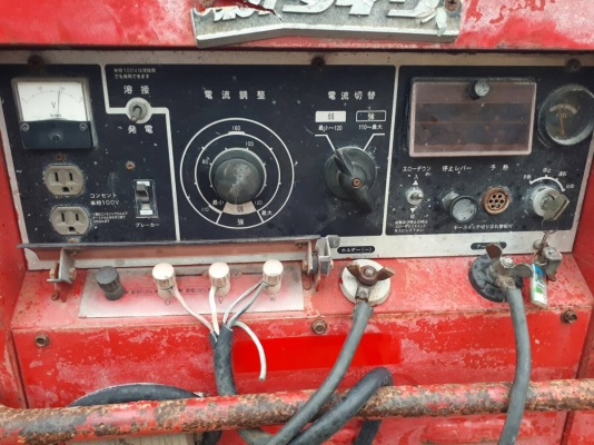 ขายตามสภาพ เครื่องเชื่อมพร้อมปั่นไฟ SHINDAIWA ดีเซล 2 สูบ เก่าญี่ปุ่น ไฟ 220V/ 110V ไฟเชื่อมออกน้อย ขายตามสภาพ เครื่องเชื่อมพร้อมปั่นไฟ SHINDAIWA ดีเซล 2 สูบ เก่าญี่ปุ่น ไฟ 220V/ 110V ไฟเชื่อมออกน้อย