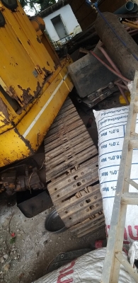 ขายKOMATSU PC40-1 ให้เลือกเอาระหว่างหัวคีปกับบุ้งกี๋ราคา 150,000