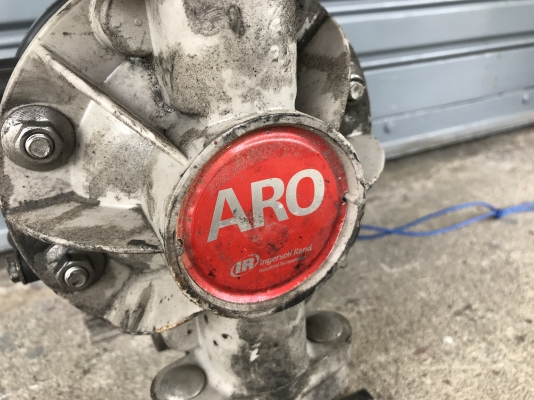 ขายปั๊มไดอะแฟรม ARO Ingersoll Rand โครงพลาสติก ขนาด 4หุน สภาพสวย ดูดแรง พร้อมใช้งาน ราคาตัวละ 3,300 บาท