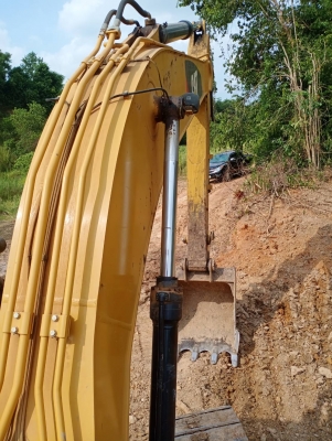 มีVDOขายCAT320D2 ไมล์10,600ชม.ราคา 1,800,000