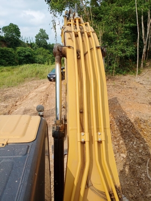มีVDOขายCAT320D2 ไมล์10,600ชม.ราคา 1,800,000