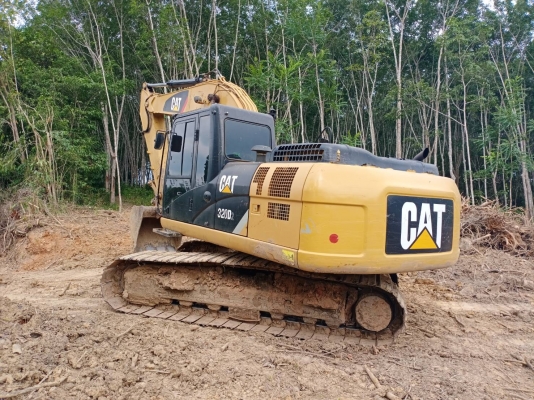 ขายCAT320D2 ไมล์ 10,600ชม.ราคา 1,800,000