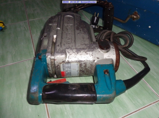 ขายสกัดทำลาย 30mm Makita Demolition Hammer HM1305 ขายสกัดทำลาย 30mm Makita Demolition Hammer HM1305