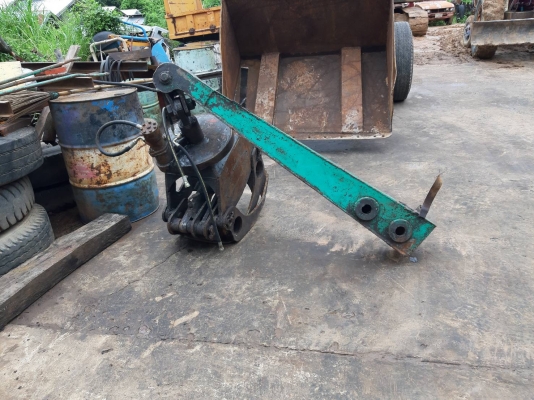 ขายปากคีบไม้หมุนได้รอบ พร้อมแขนต่อใส่PC60