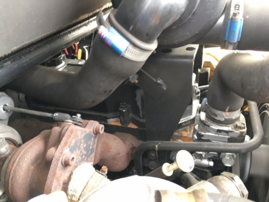 ขายรถตักล้อยาง CAT 901B (3,XXX ชั่วโมง) นำเข้าเองจากญี่ปุ่น สภาพสวยพร้อมใช้งาน มีVDOการทำงานครับ