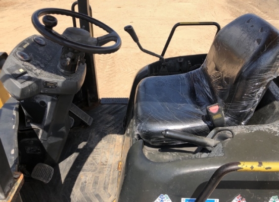 ขายรถตักล้อยาง CAT 901B (3,XXX ชั่วโมง) นำเข้าเองจากญี่ปุ่น สภาพสวยพร้อมใช้งาน มีVDOการทำงานครับ