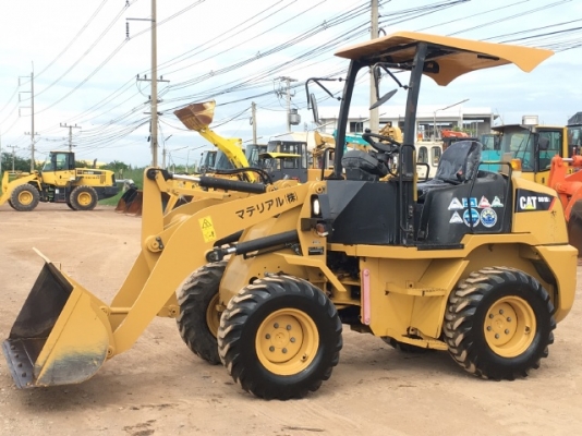 ขายรถตักล้อยาง CAT 901B (3,XXX ชั่วโมง) นำเข้าเองจากญี่ปุ่น สภาพสวยพร้อมใช้งาน มีVDOการทำงานครับ
