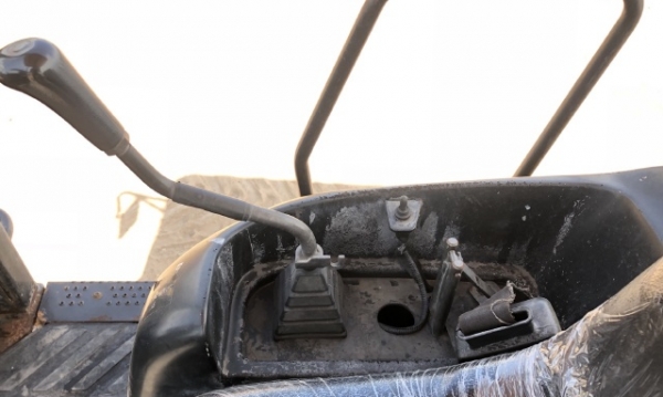 ขายรถตักล้อยาง CAT 901B (3,XXX ชั่วโมง) นำเข้าเองจากญี่ปุ่น สภาพสวยพร้อมใช้งาน มีVDOการทำงานครับ