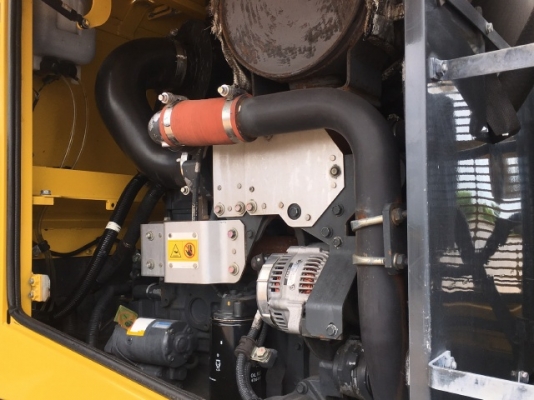 ขายรถตักล้อยาง KOMATSU WA200-6 ปี 2013 นำเข้าเองจากญี่ปุ่น สภาพสวยพร้อมใช้งาน มีVDOการทำงานครับ