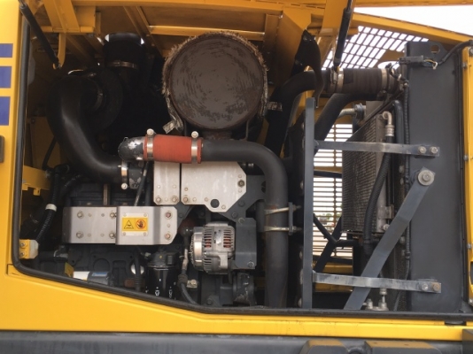 ขายรถตักล้อยาง KOMATSU WA200-6 ปี 2013 นำเข้าเองจากญี่ปุ่น สภาพสวยพร้อมใช้งาน มีVDOการทำงานครับ