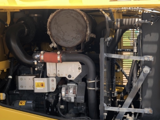 ขายรถตักล้อยาง KOMATSU WA200-6 ปี 2013 นำเข้าเองจากญี่ปุ่น สภาพสวยพร้อมใช้งาน มีVDOการทำงานครับ