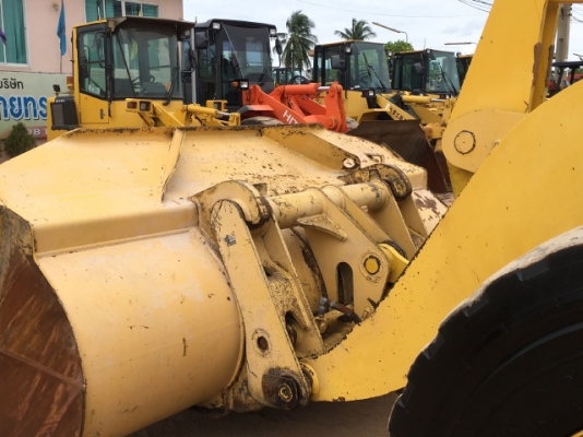 ขายรถตักล้อยาง KOMATSU WA200-6 ปี 2013 นำเข้าเองจากญี่ปุ่น สภาพสวยพร้อมใช้งาน มีVDOการทำงานครับ