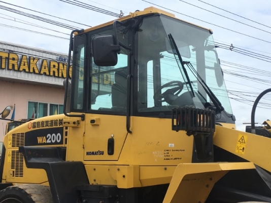 ขายรถตักล้อยาง KOMATSU WA200-6 ปี 2013 นำเข้าเองจากญี่ปุ่น สภาพสวยพร้อมใช้งาน มีVDOการทำงานครับ