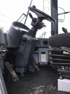 ขายรถตักล้อยาง KOMATSU WA200-6 ปี 2013 นำเข้าเองจากญี่ปุ่น สภาพสวยพร้อมใช้งาน มีVDOการทำงานครับ