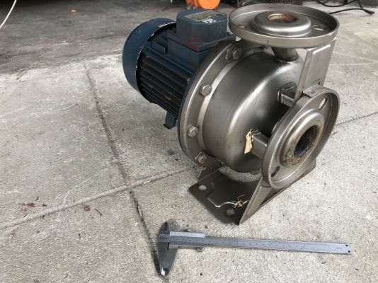 ขายปั๊มน้ำหอยโข่งหัวสแตนเลส Ebara 2HP. 380V made in Italy ขนาดเข้า 2นิ้ว ออก 1.5นิ้ว สภาพสวย หมุนนิ่ม พร้อมใช้งาน ราคา 6,800 บาท