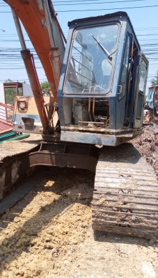 ขายฮิตาชิเก่านอกมีลายหัวแย็กช่วงล่างดีเอวดีแต่สีไม่สวยราคา 260,000