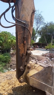 ขายฮิตาชิเก่านอกมีลายหัวแย็กช่วงล่างดีเอวดีแต่สีไม่สวยราคา 260,000