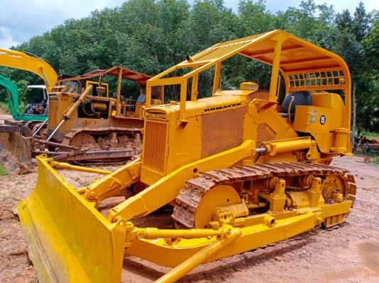 ขายKOMATSU D50S-15 ราคา 300,000 ขายKOMATSU D50S-15 ราคา 300,000