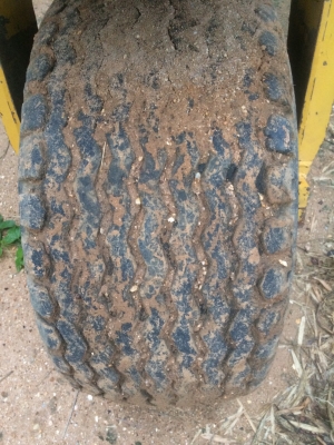 รถคีบอ้อย