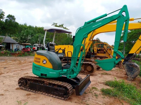 ลดราคาเหลือ 250000 KOMATSU PC30MR-1 ราคา 300,000