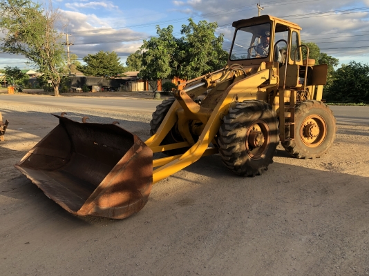 รถตัก2เพลา  KOMATSU JH60