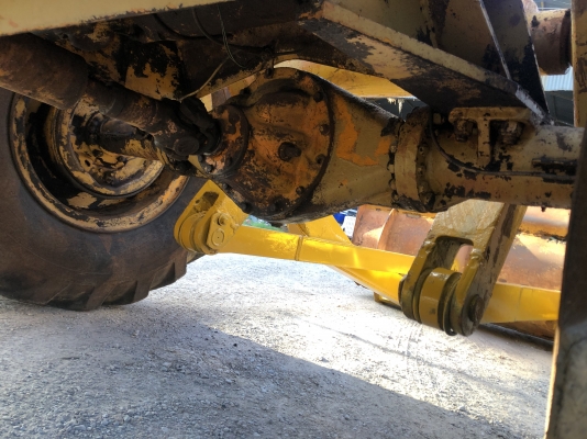 รถตัก2เพลา  KOMATSU JH60